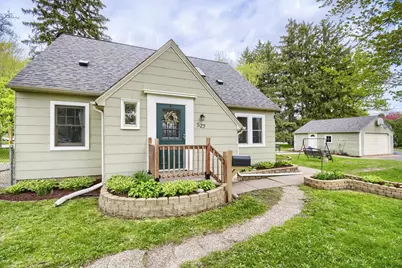 527 W Division Street, River Falls, WI 54022 - Photo 23