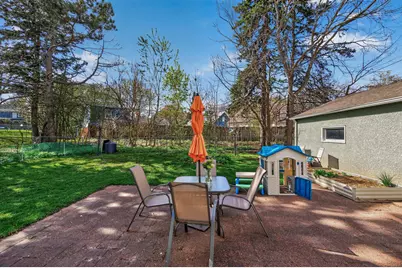 721 Parkway Drive, Saint Paul, MN 55106 - Photo 29