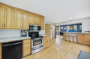 1405 Mahtomedi Ave, Mahtomedi, MN 55115 - Photo 9