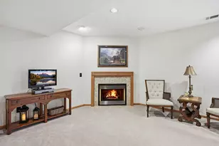 1021 Wildwood Way, Chaska, MN 55318 - Photo 37