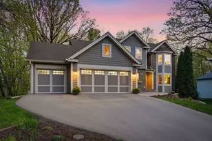 1021 Wildwood Way, Chaska, MN 55318 - Photo 3