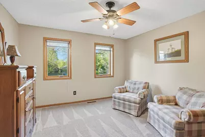 1021 Wildwood Way, Chaska, MN 55318 - Photo 31