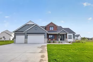 2762 Mayo Pr Ln SW, Rochester, MN 55902 - Photo 1