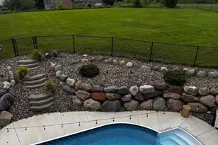7041 Kenmare Dr, Bloomington, MN 55438 - Photo 85