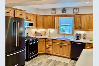 804 22nd Street NW, Austin, MN 55912 - Photo 3