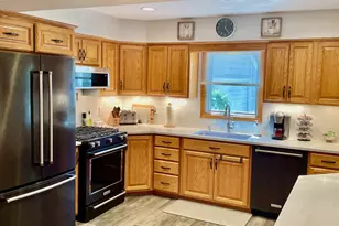 804 22nd St NW, Austin, MN 55912 - Photo 3
