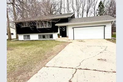 1215 Edgewood Drive, Thief River Falls, MN 56701 - Photo 1
