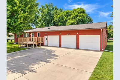 431 Spring Street, Tracy, MN 56175 - Photo 1