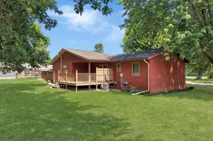 431 Spring St, Tracy, MN 56175 - Photo 43