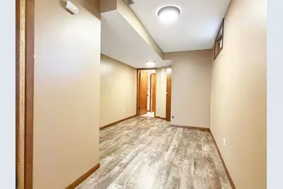 431 Spring Street, Tracy, MN 56175 - Photo 23