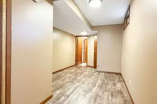 431 Spring St, Tracy, MN 56175 - Photo 23
