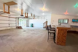 431 Spring St, Tracy, MN 56175 - Photo 41