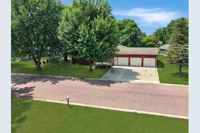 431 Spring Street, Tracy, MN 56175 - Photo 5