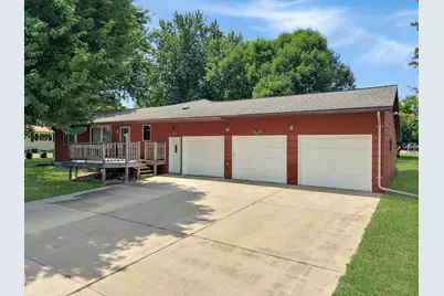 431 Spring Street, Tracy, MN 56175 - Photo 1