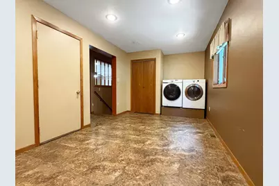 431 Spring Street, Tracy, MN 56175 - Photo 19