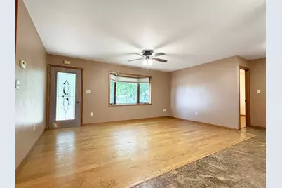 431 Spring Street, Tracy, MN 56175 - Photo 7