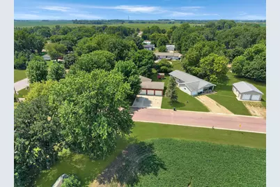 431 Spring Street, Tracy, MN 56175 - Photo 7