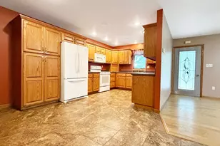 431 Spring St, Tracy, MN 56175 - Photo 15