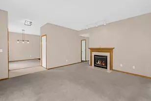 15336 Flower Way, Apple Valley, MN 55124 - Photo 5