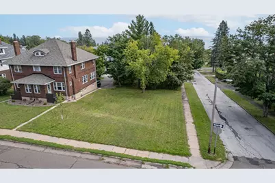 200X E 3rd Street, Duluth, MN 55805 - Photo 3