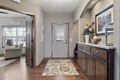 752 Somerwood Lane, Waconia, MN 55387 - Photo 7