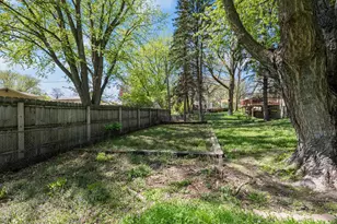 2428 Beam Ave, North Saint Paul, MN 55109 - Photo 23
