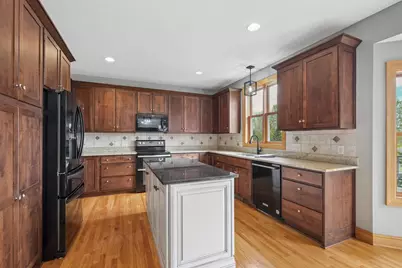 10828 Jersey Circle N, Brooklyn Park, MN 55445 - Photo 7