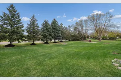 10828 Jersey Circle N, Brooklyn Park, MN 55445 - Photo 15