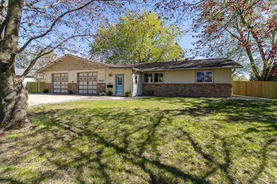 1425 Rice Lake Street, Owatonna, MN 55060 - Photo 1