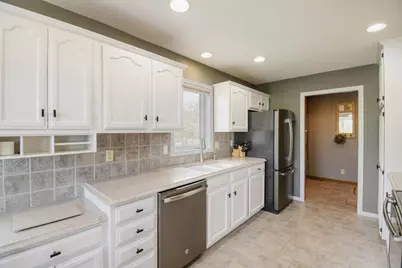 9096 Jergen Avenue S, Cottage Grove, MN 55016 - Photo 9