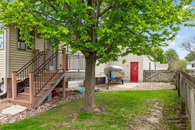 1011 Golfers Ct SE, Rochester, MN 55904 - Photo 7