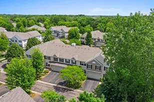 883 Braunworth Ct, Chaska, MN 55318 - Photo 33