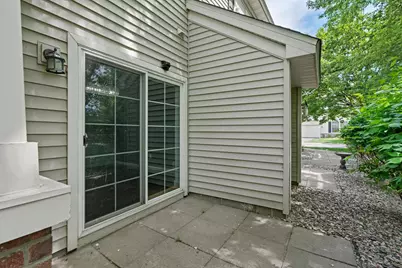883 Braunworth Court, Chaska, MN 55318 - Photo 9