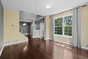 883 Braunworth Ct, Chaska, MN 55318 - Photo 11