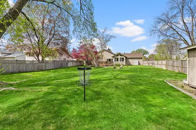 2201 84th Avenue N, Brooklyn Park, MN 55444 - Photo 39