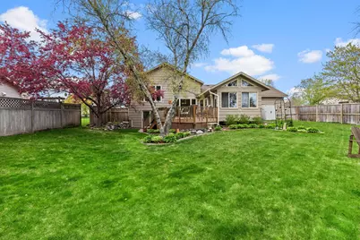 2201 84th Avenue N, Brooklyn Park, MN 55444 - Photo 41