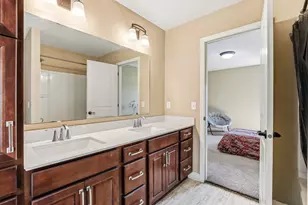 4469 Schilling Way, Woodbury, MN 55129 - Photo 37