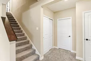 4469 Schilling Way, Woodbury, MN 55129 - Photo 47