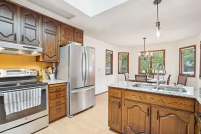 2067 Kings Road, Eagan, MN 55122 - Photo 19