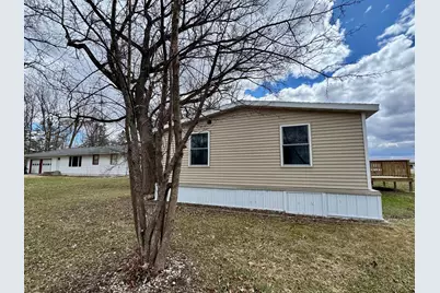 202 Washington Street SE, Warroad, MN 56763 - Photo 3