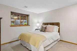 2124 Pleasant View Dr, New Brighton, MN 55112 - Photo 27