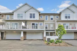 2693 New Century Ln, Maplewood, MN 55119 - Photo 1