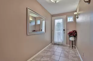 2693 New Century Ln, Maplewood, MN 55119 - Photo 13