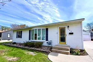 225 Sunrise Blvd, Redwood Falls, MN 56283 - Photo 3