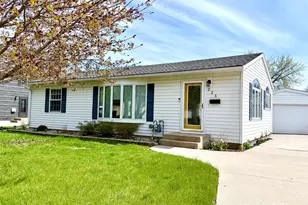225 Sunrise Blvd, Redwood Falls, MN 56283 - Photo 1