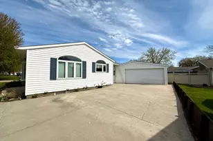 225 Sunrise Blvd, Redwood Falls, MN 56283 - Photo 57