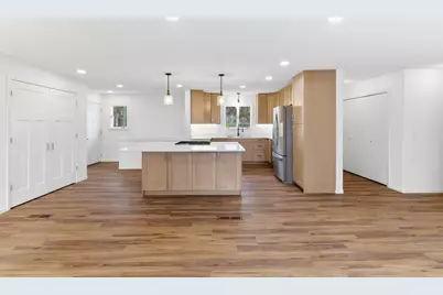 1400 Elm Avenue W, Waseca, MN 56093 - Photo 5