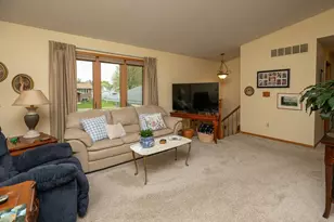 842 26th St SE, Rochester, MN 55904 - Photo 5