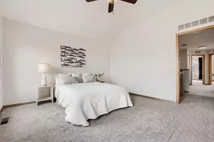 7241 Jewel Ln N, Maple Grove, MN 55311 - Photo 17
