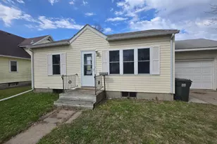 115 4th St S, Gaylord, MN 55334 - Photo 1